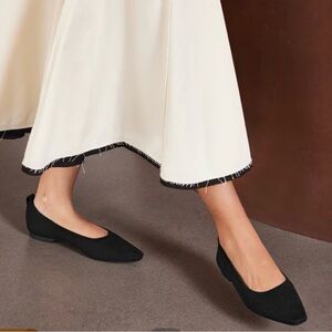 Vivaia Black Women's Flats